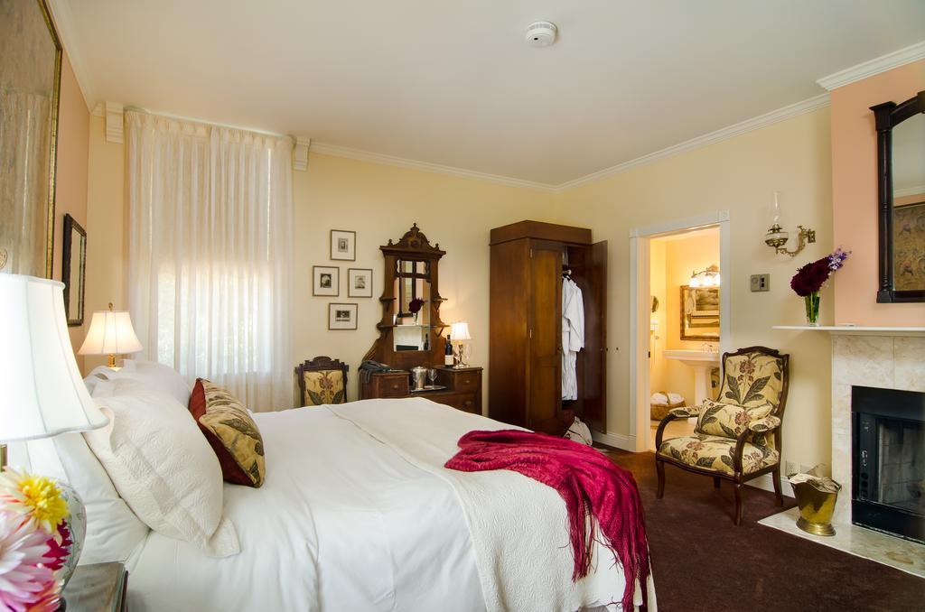 Hotel Madrona Manor Healdsburg Exterior foto